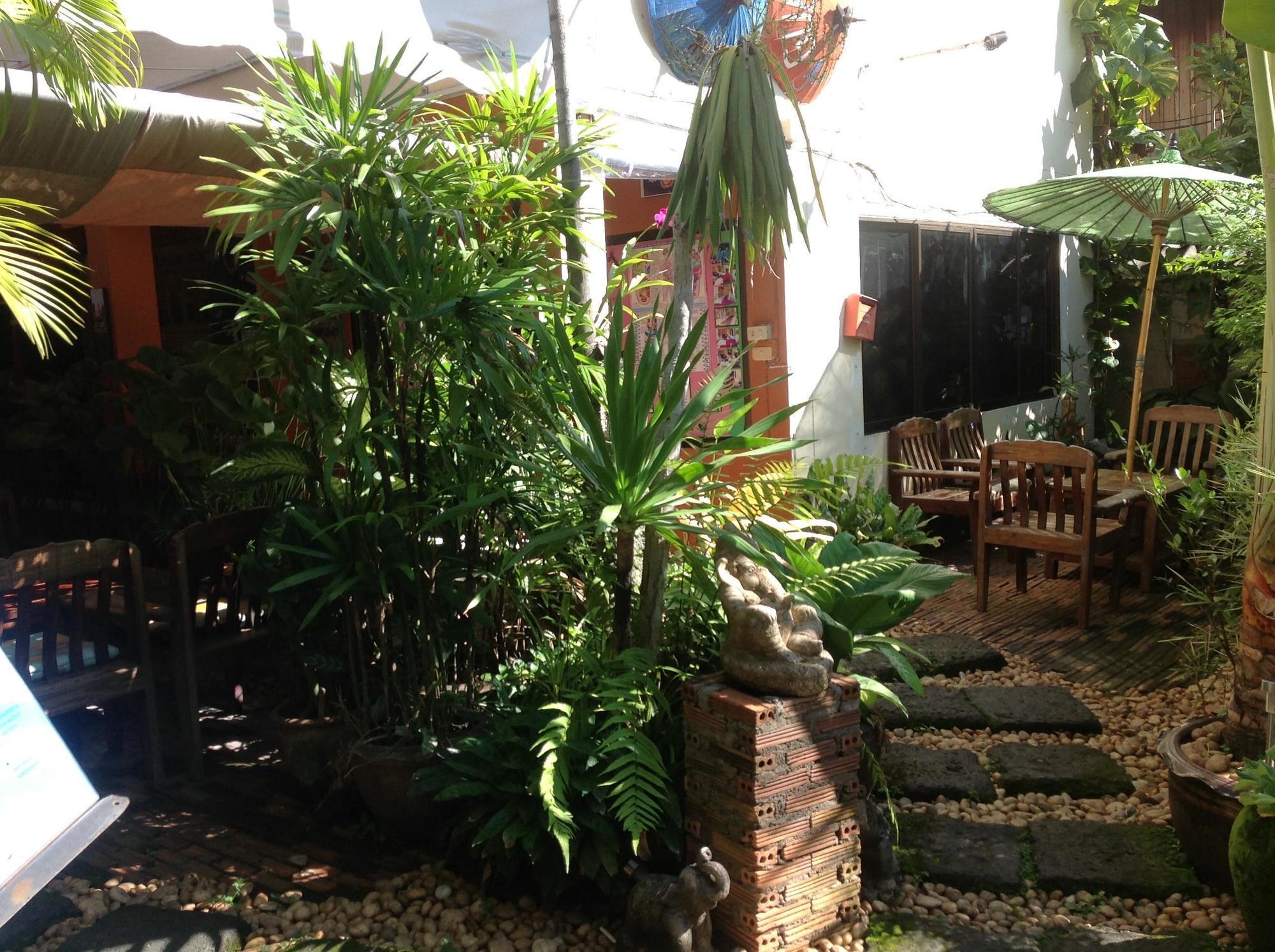 All In 1 Guesthouse Chiang Mai Eksteriør billede