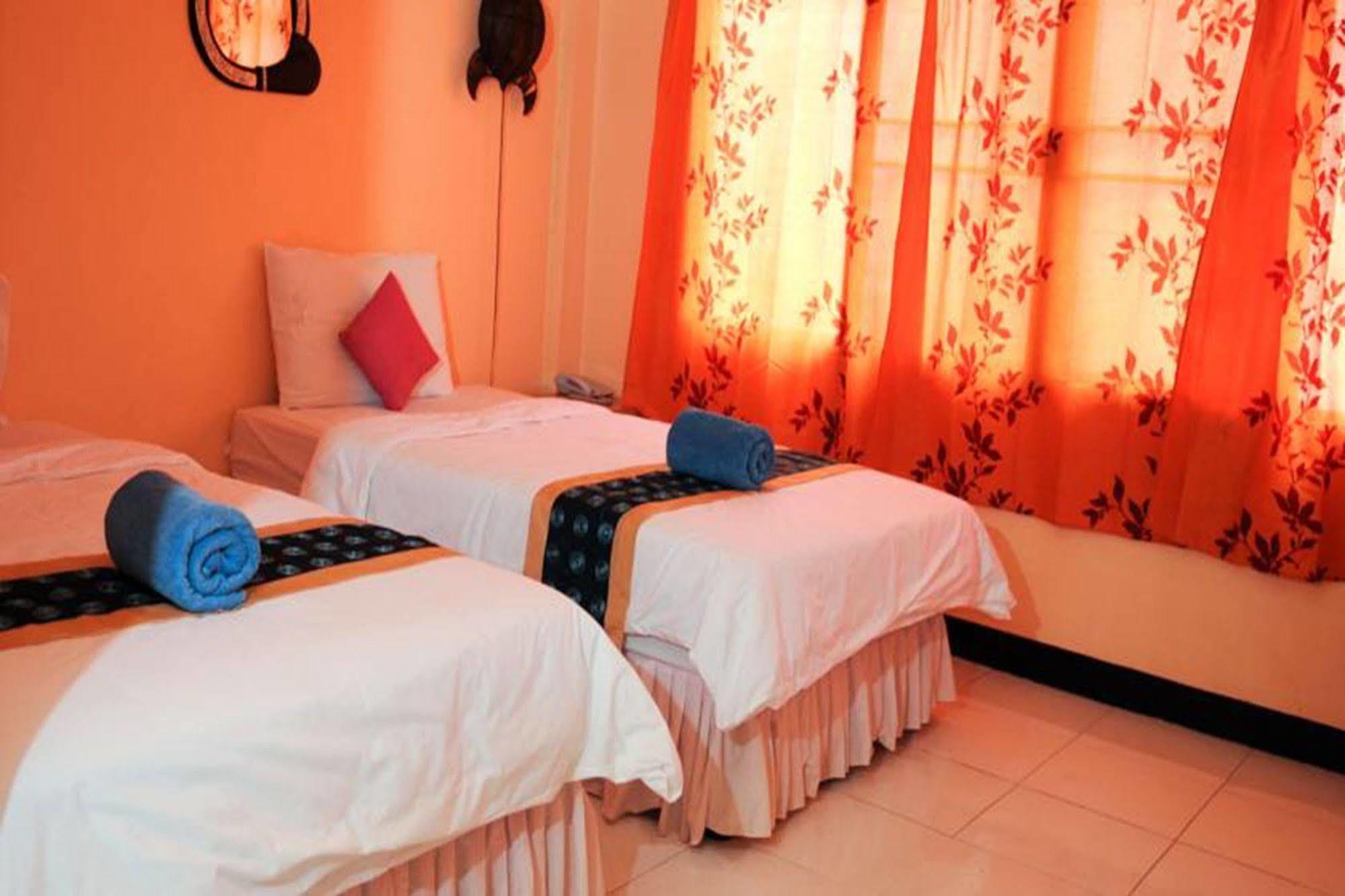 All In 1 Guesthouse Chiang Mai Eksteriør billede